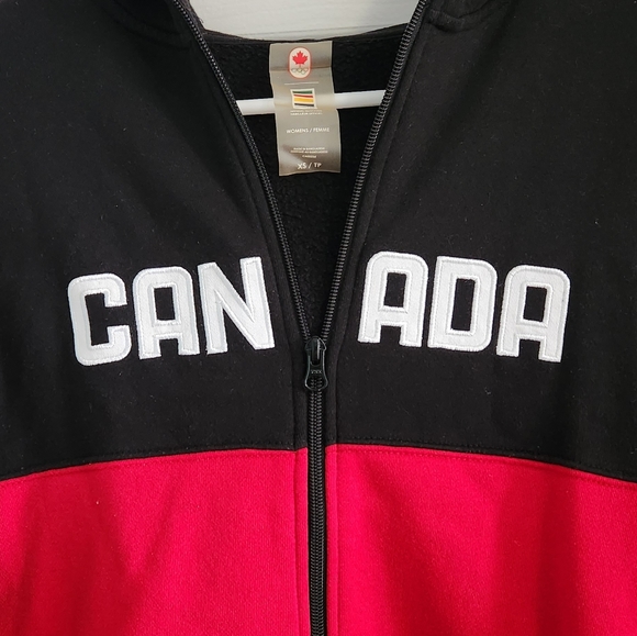 Hudson's Bay Canada Hoodie - Picture 3 of 5